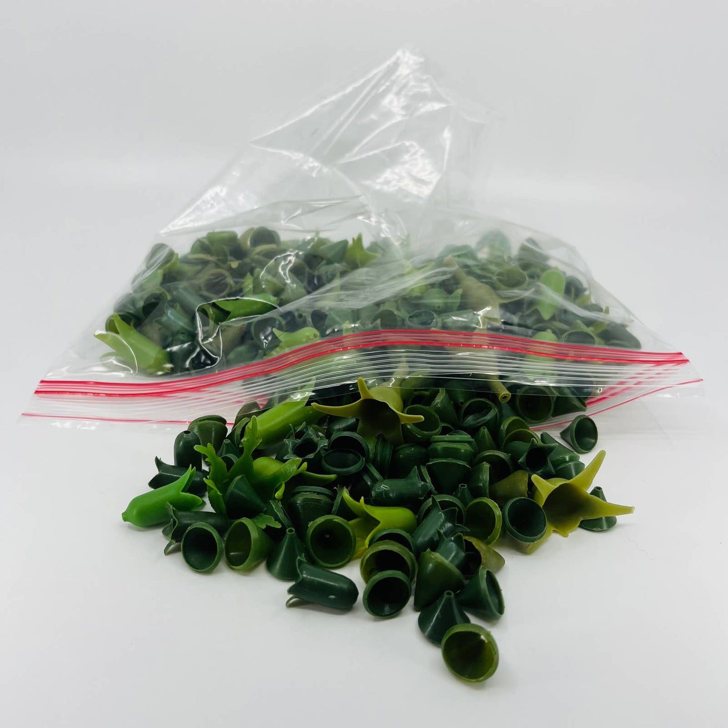 Huge Lot Vintage 1950s -70s Craft Artificial Green Plastic Flower Calyx Cups TB6