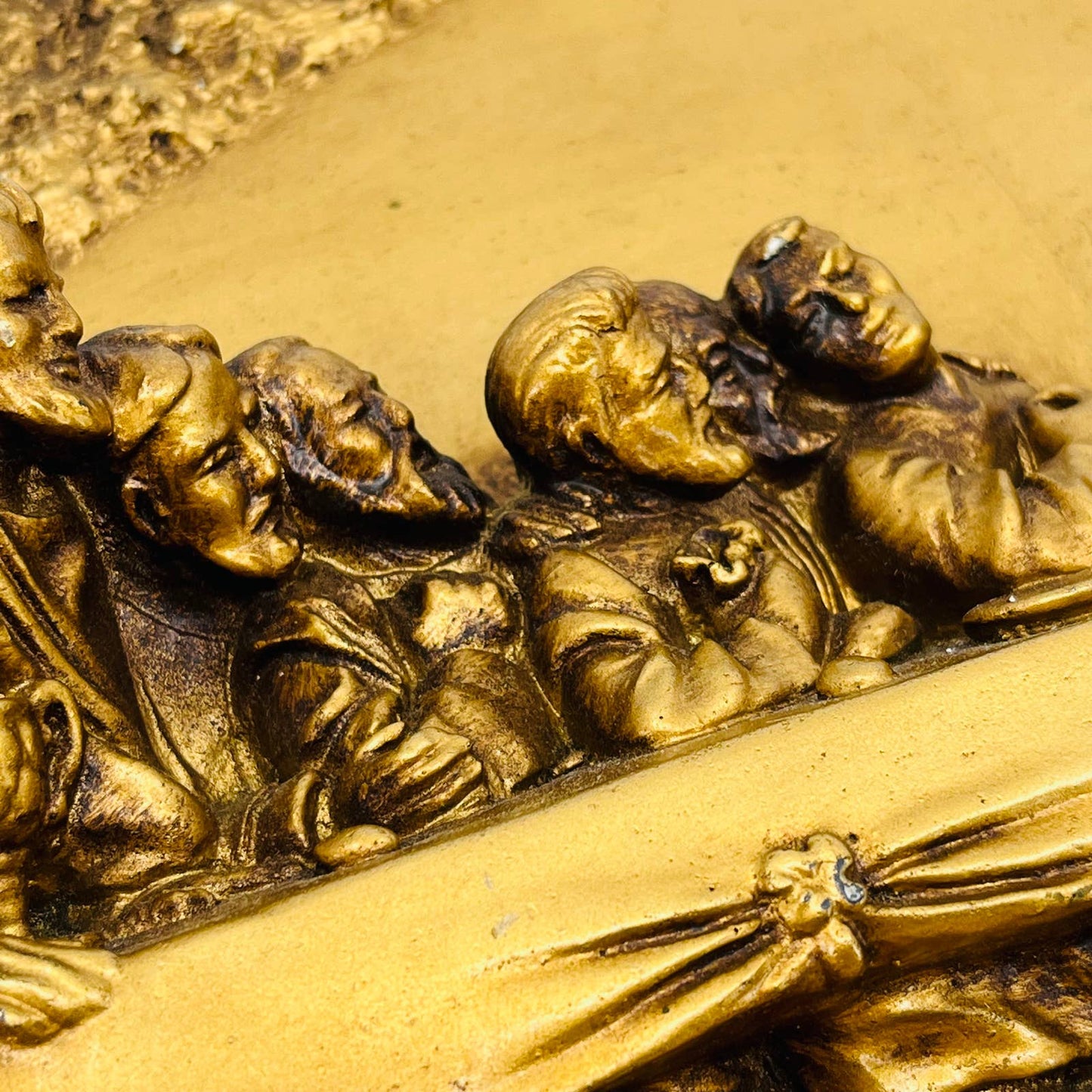 Large Chalkware Gold Tone Last Supper Relief Wall Hanging 9 x 17” TC3