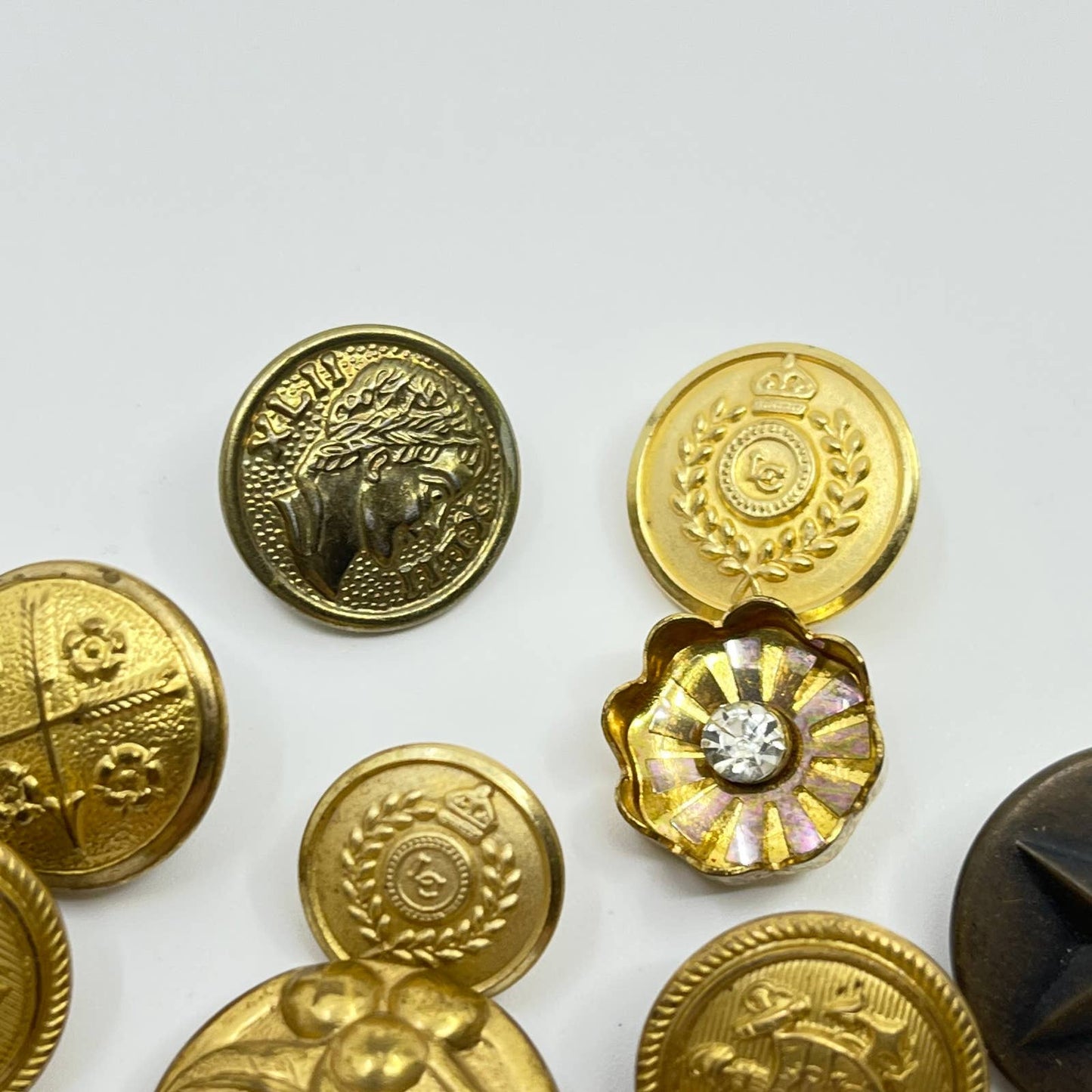 Lot of 9 Vintage Gold Tone Uniform Buttons SC3