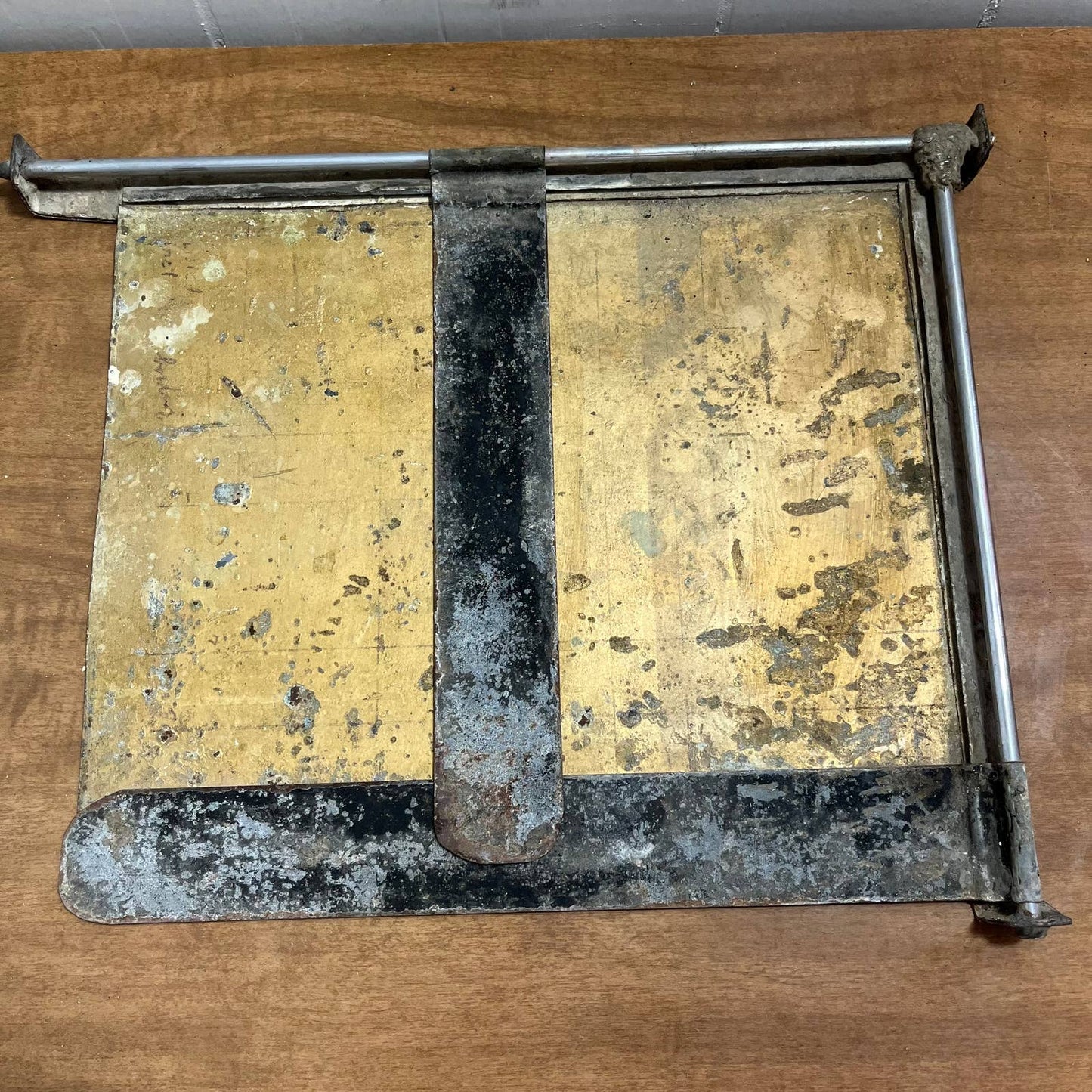 Vintage Primitive Homemade Photo Darkroom Enlarging Easel 8x10" Metal TI5