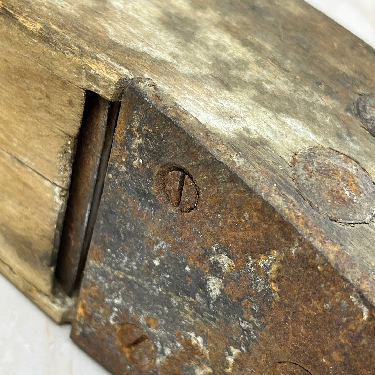 Primitive W.K. & C. Peace Sheffield England Wood Coffin Block Plane 8.5” TI7