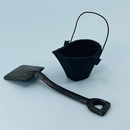 Antique Miniature Cast Iron Ash Bucket & Shovel Kitchen Toy Dollhouse SB4