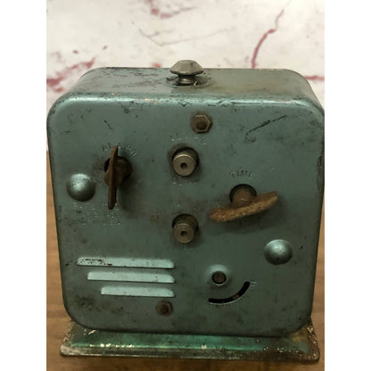 Antique 1931 Ingersoll Teal Square Wind Up Alarm Clock USA