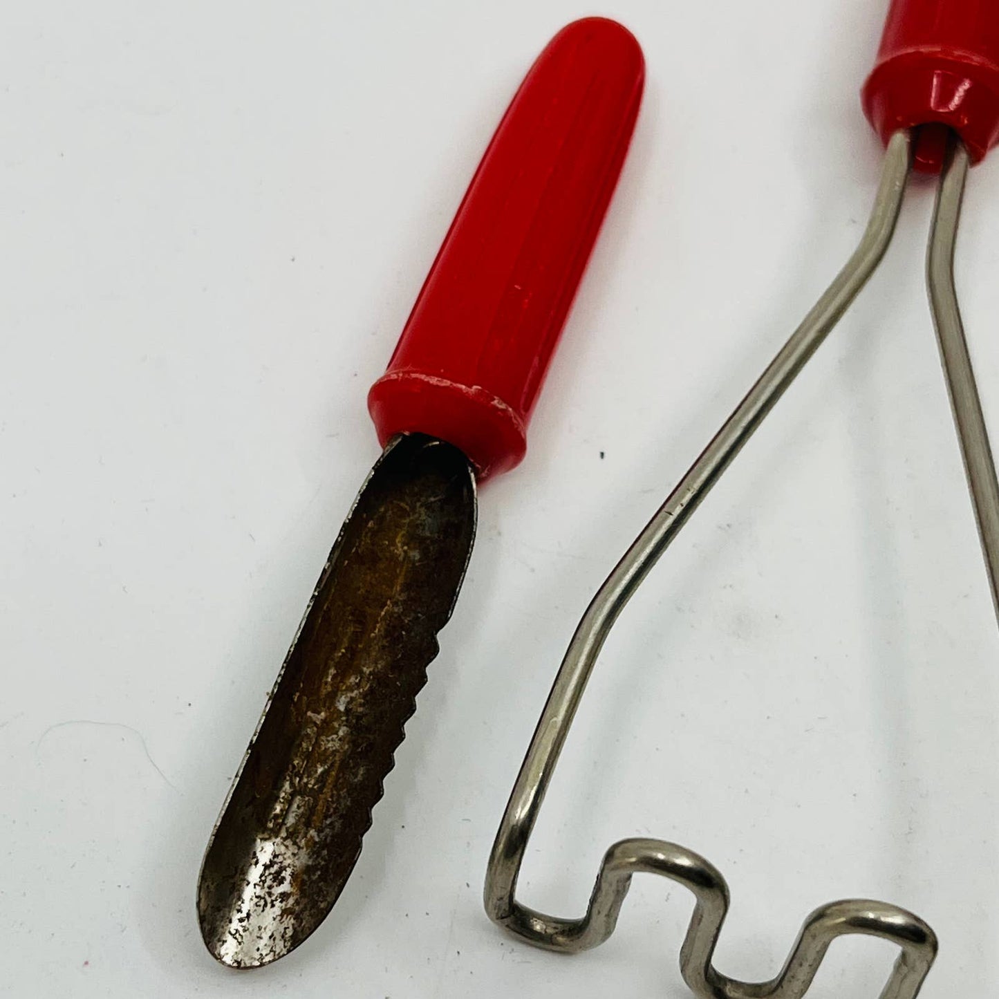 Vintage Toy Kitchen Metal 5 Piece Red Handle Kitchen Utensil Set ~5” TB6