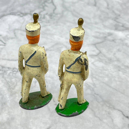Manoil Barclay Lead Toy Soldier In White Uniform & Feather Plume Set of 2 TJ1