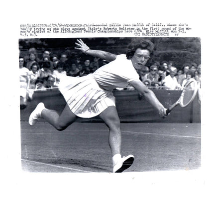 1964 Press Photo Tennis Billie Jean King Moffit at Wimbledon 8x10" AD3-1