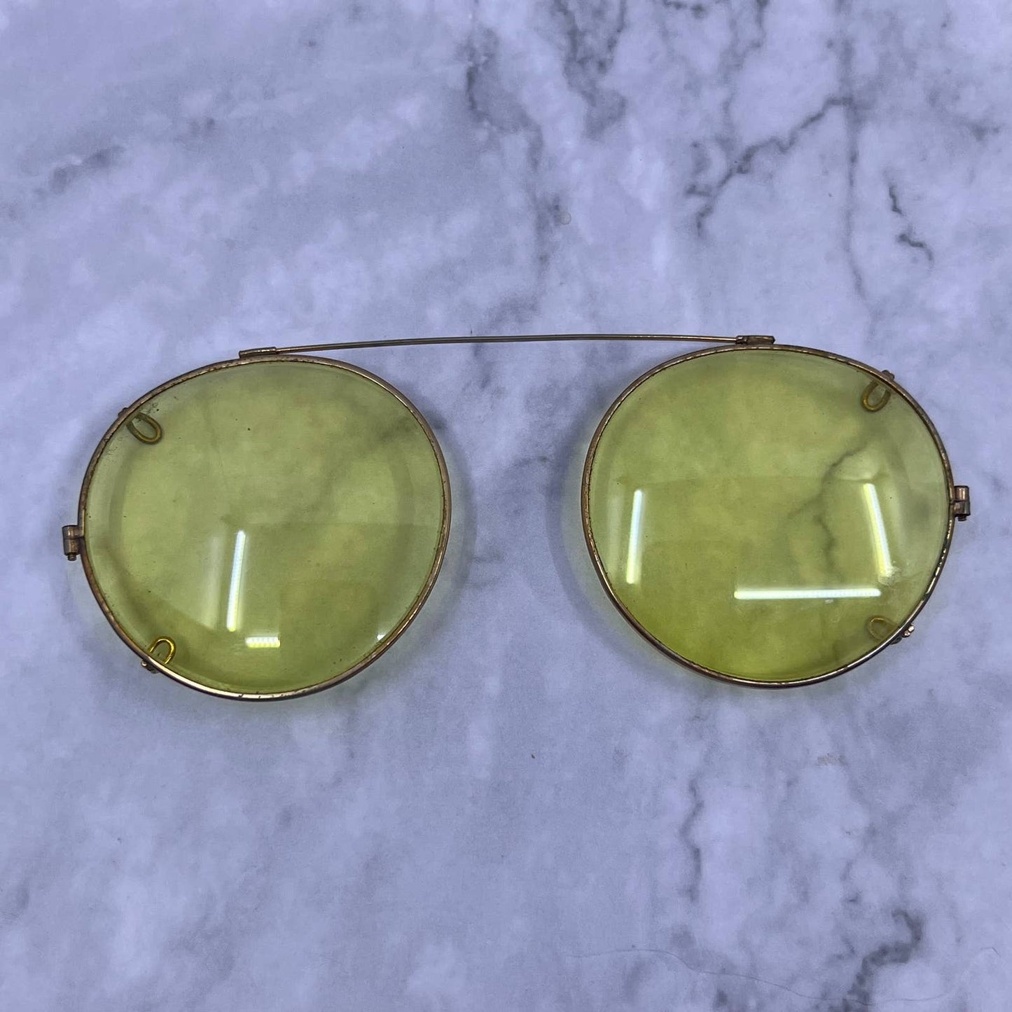 Vintage Art Deco Gold Aviator Frame Clip On Yellow Tint Sunglasses TE3