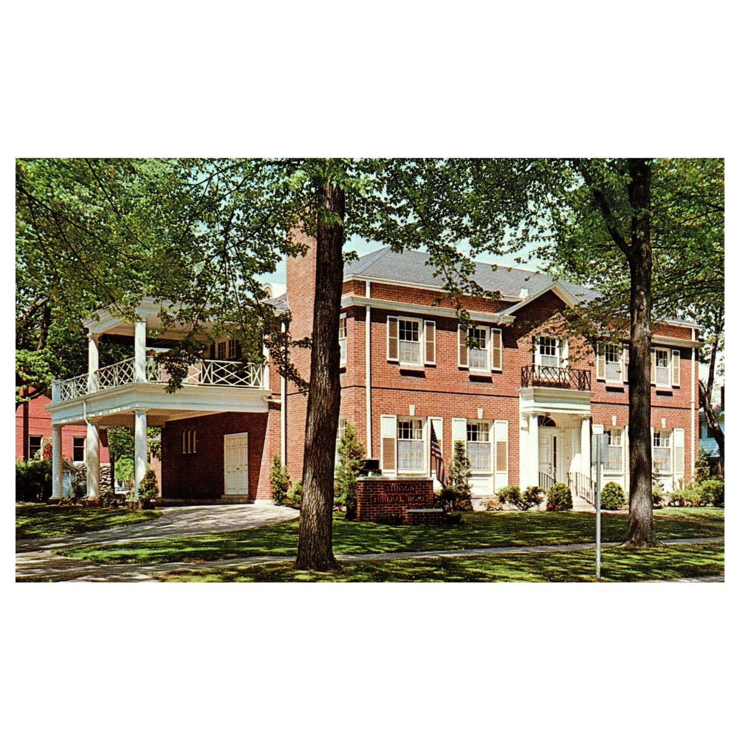 Vintage Postcard - Stinson Funeral Home Mt. Pleasant Michigan TJ7-1