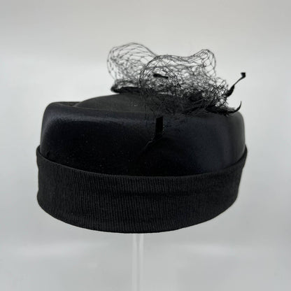 Vintage 1940s Black Pillbox Hat with Netting and Bows HB1