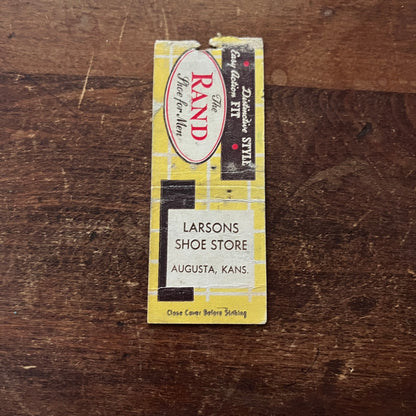 Larson's Shoe Store Augusta KS Advertising Matchbook Cover MM11-4