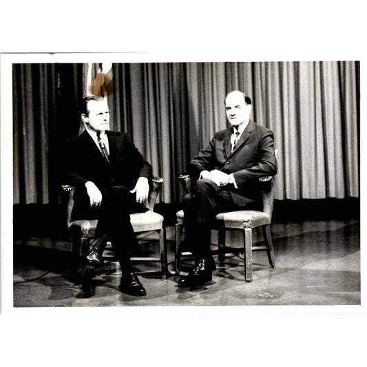 Senator George McGovern KELO Interview Leo Hartig 1966 Original Photo 5x7 TK1-P5