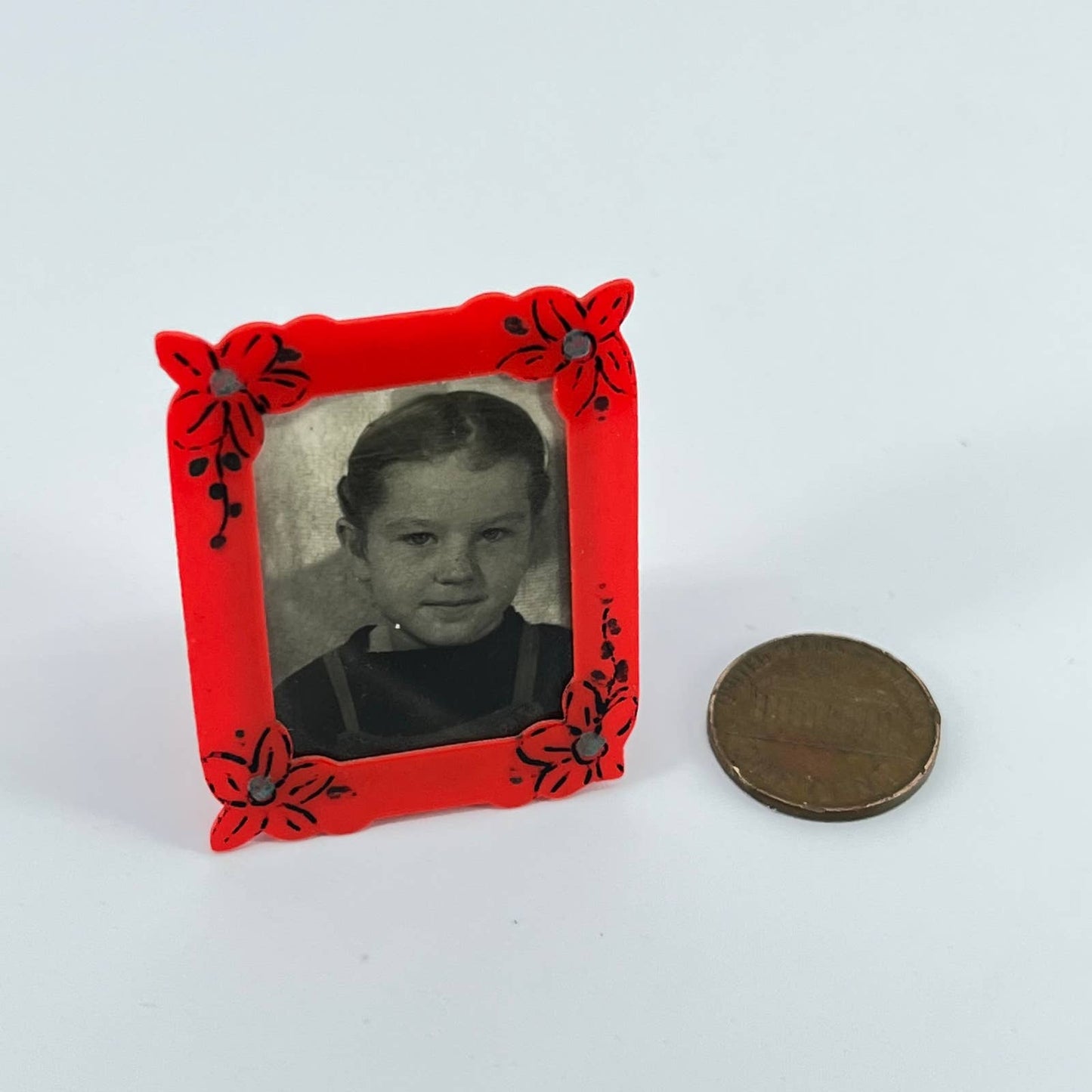 Vintage Toy Dollhouse Furniture Picture Frame SD1