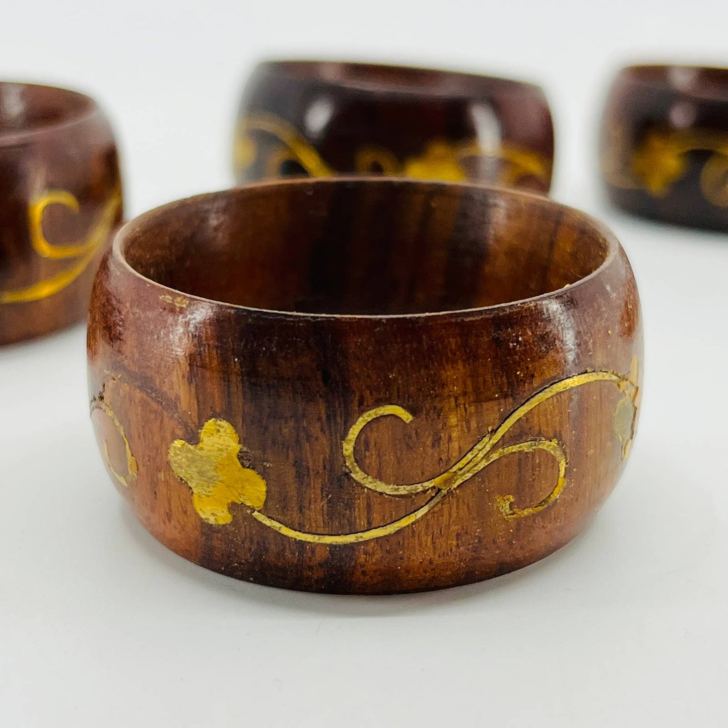 VINTAGE Art Nouveau Napkin Bands Rings Wood w/ Brass Inlay Set of 10 TD2