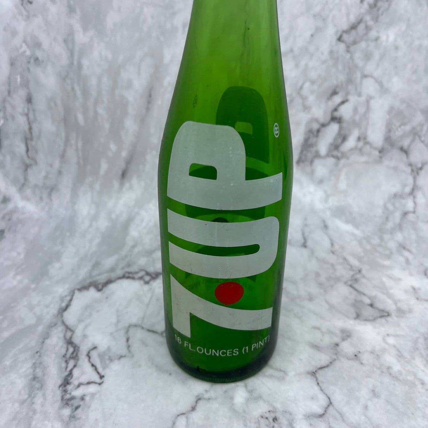 Vtg 1970s Stretched Green 7-Up Glass Soda Pop Bottle 19.5"