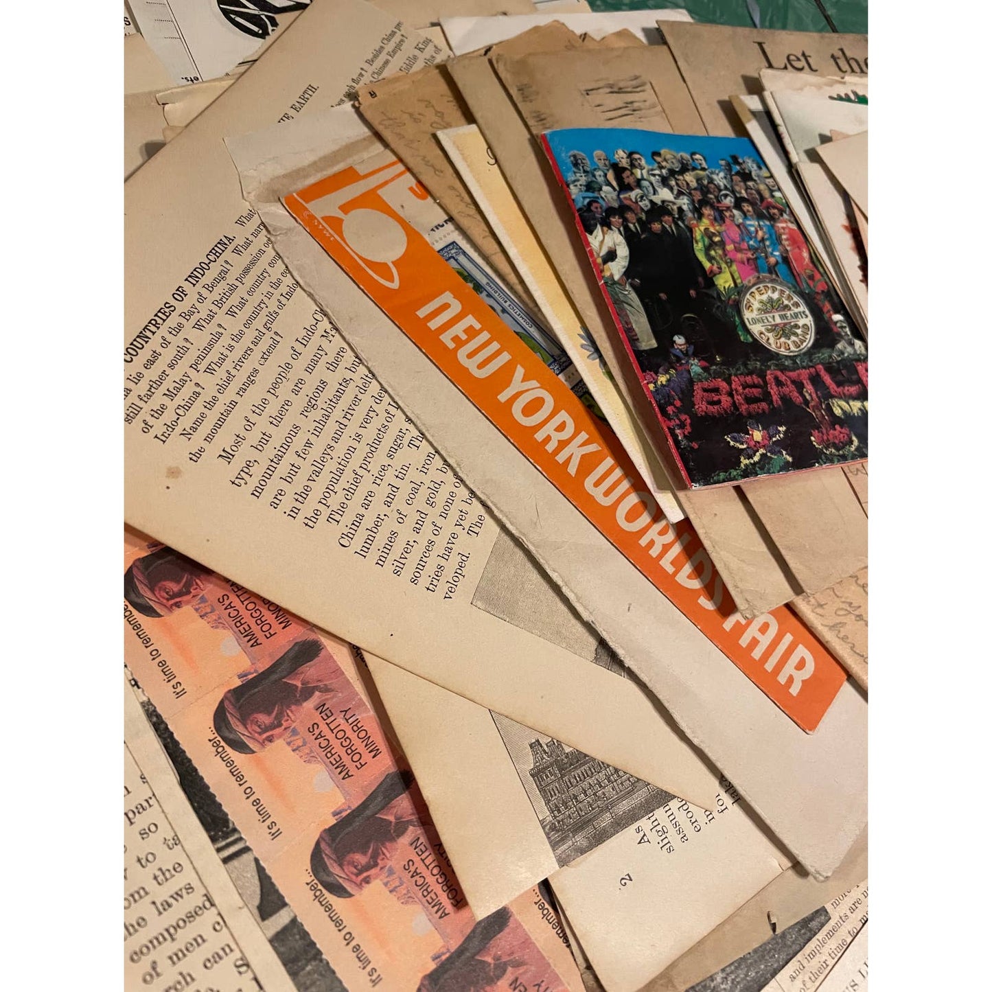 Antique/Vintage Junk Journal Paper Ephemera Lot - Over 100 Pieces - Approx 2 Lbs