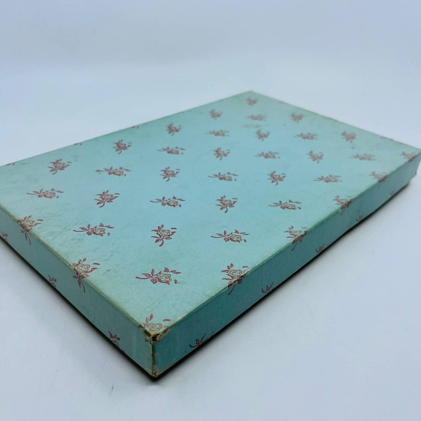 Vintage Blue and Pink Gift Box 7 x 11 x 1 TD7