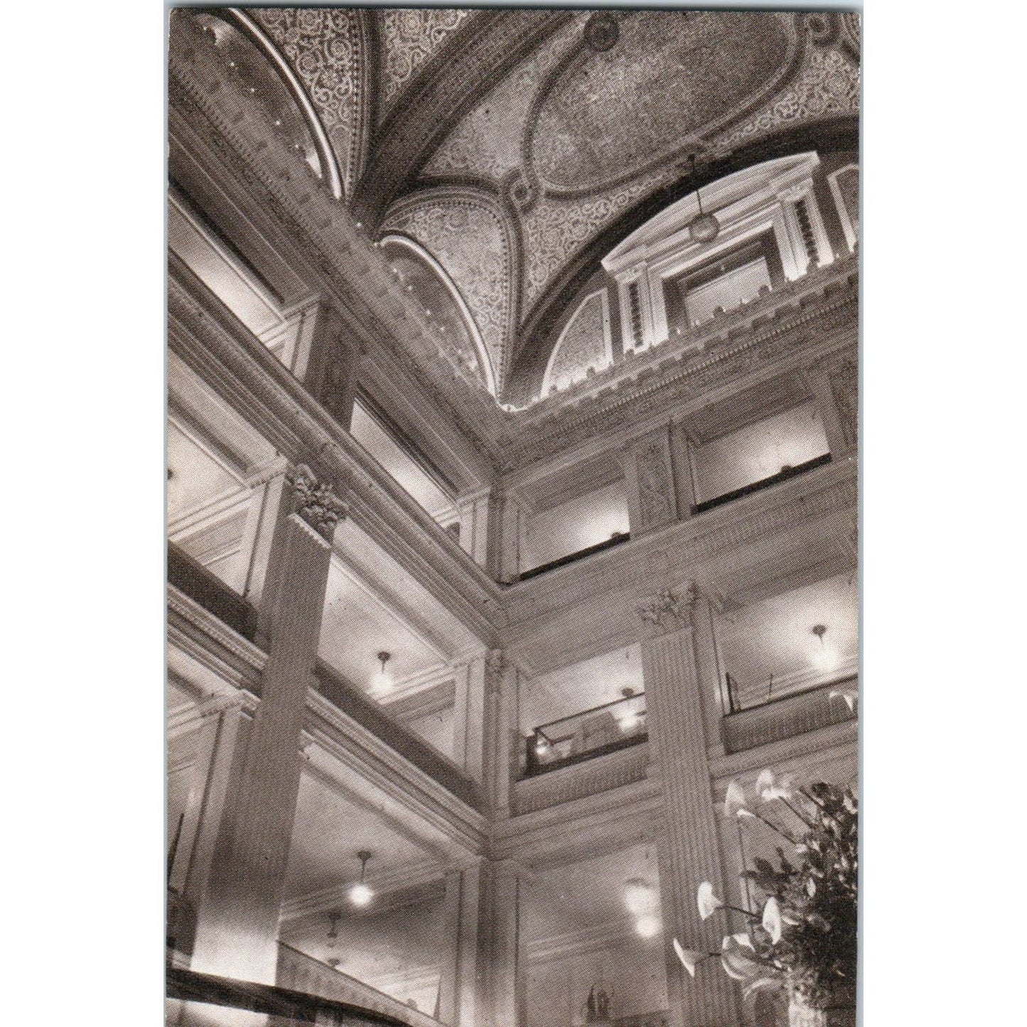 Marshall Field & Co Chicago South Rotunda View Original Postcard TK1-25