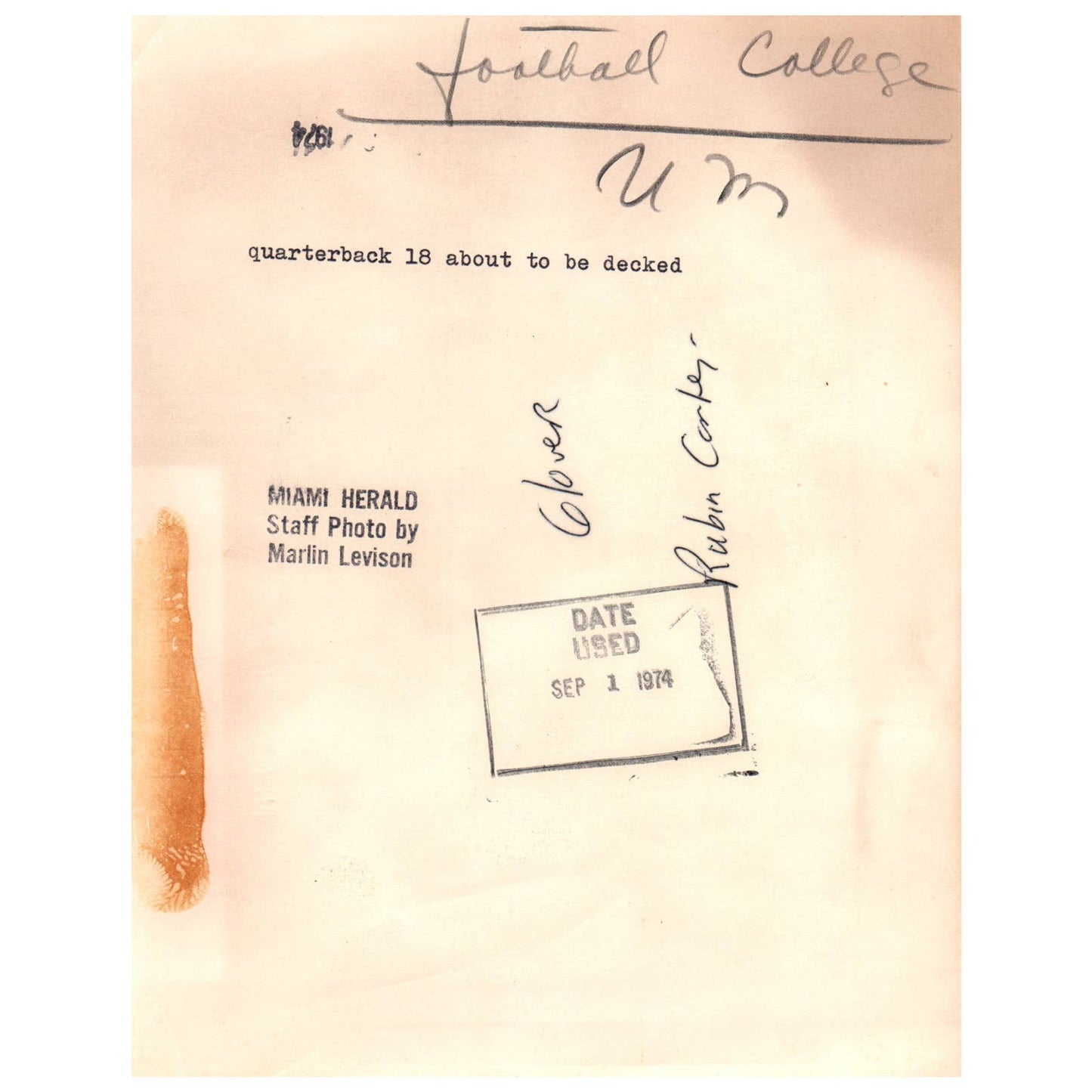 1974 Press Photo Football NCAA Miami Rubin Carter Sacks QB Frank Glover 6x8" AD3