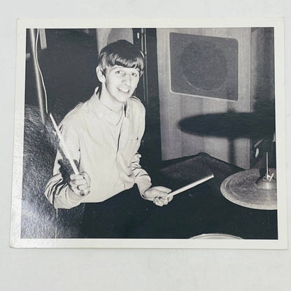 The Beatles Young Ringo Starr Portrait Black and White Photo 4.75 x 5.25 C12