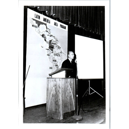 Venezuela Ambassador Tejera-Paris at Yankton College 1964 Photo 5x7 TK1-P4