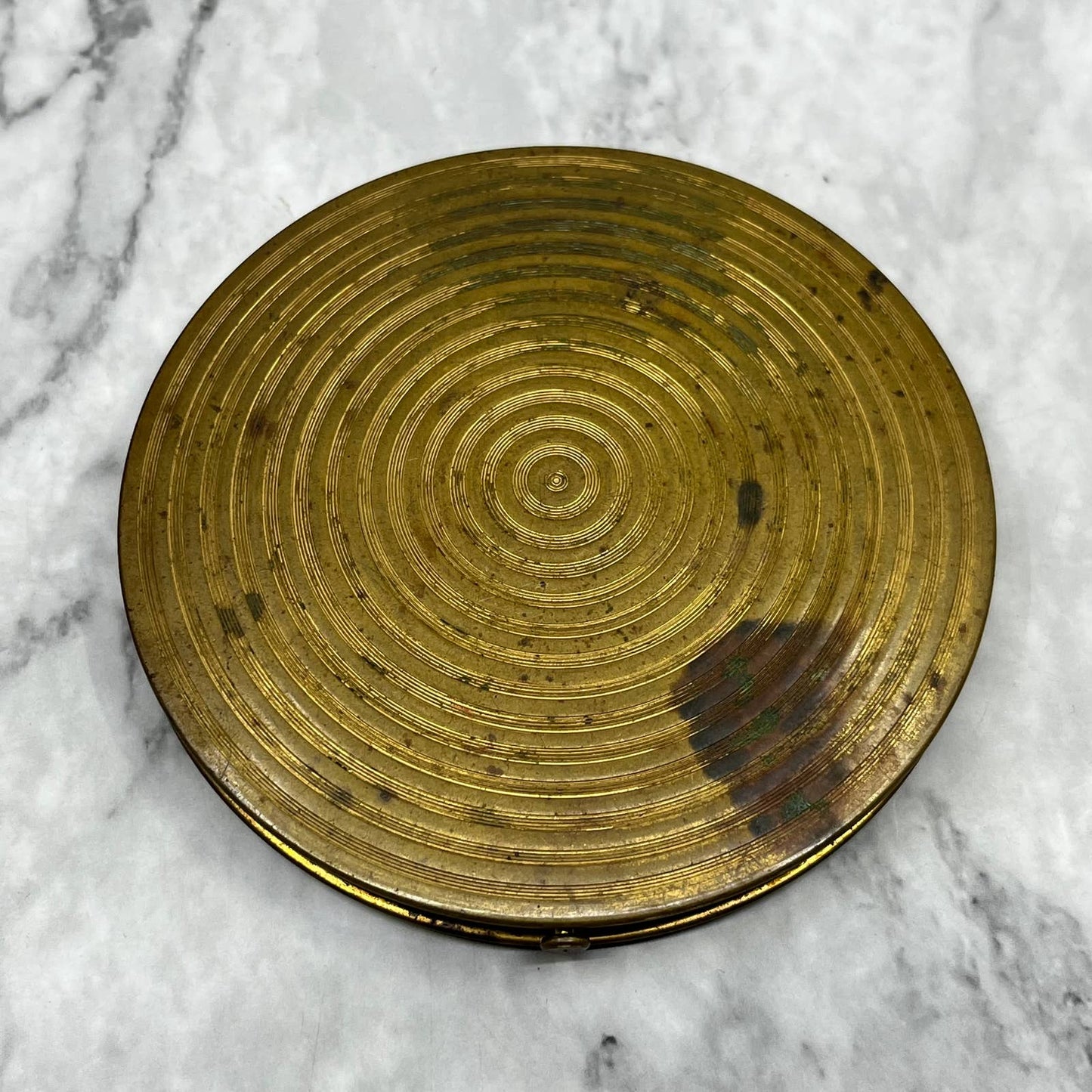 Antique Rex Fifth Avenue 4" Flapjack Compact Brass Floral Black Enamel TJ4