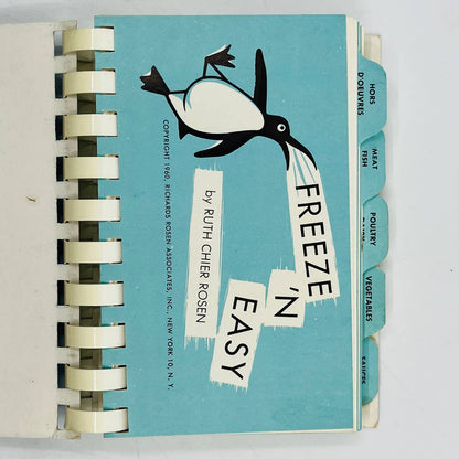 1960 Freeze 'n Easy: A Chest of Treasures Recipes and Ideas for the Freezer SA7