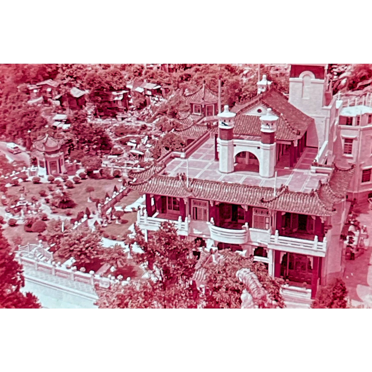 1960s Tiger Balm Garden Hong Kong Set of 17 2x2 Slides TK2-S3-2