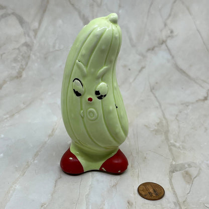 Vintage Cucumber / Pickle Salt and Pepper Shaker Green Ceramic Japan 4.5” TI7
