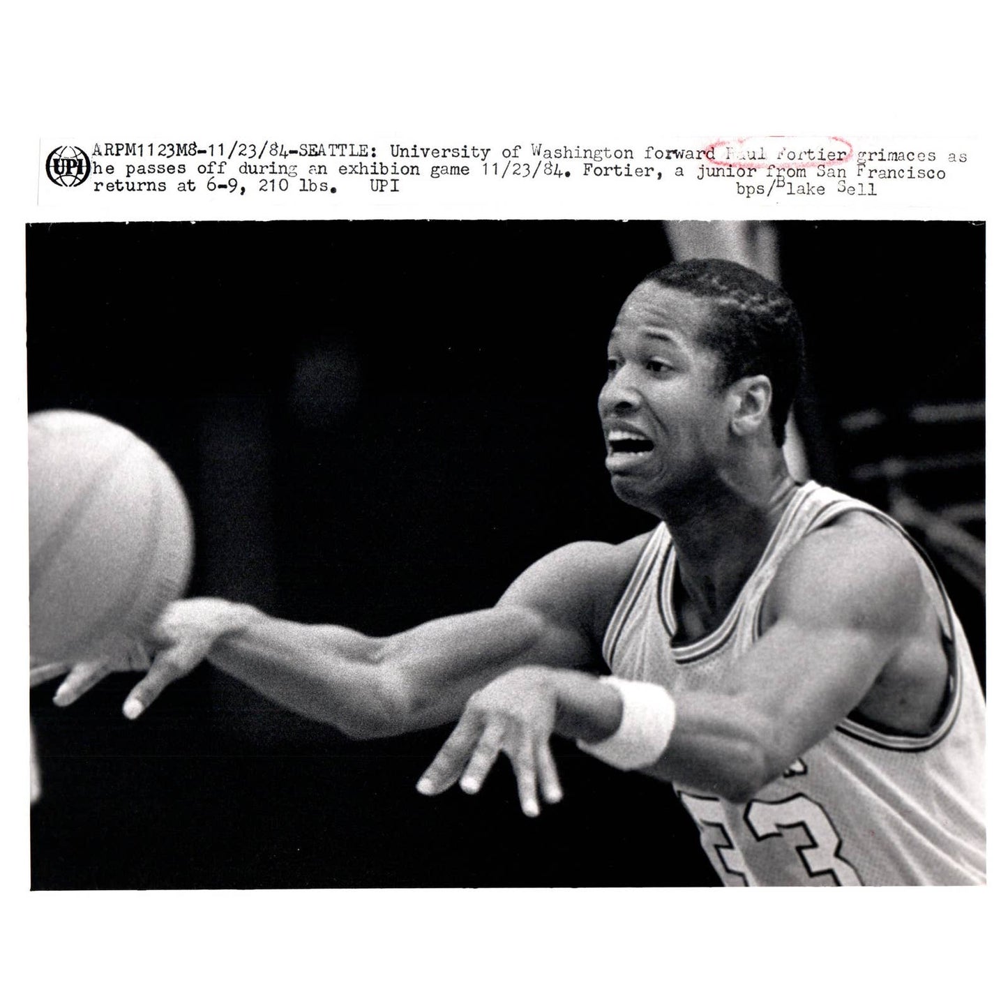 1984 Press Photo Basketball NCAA Paul Fortier Washington Huskies 8x10" AD3