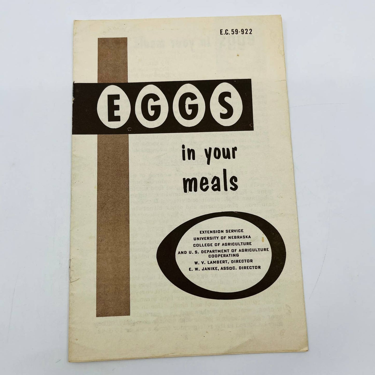 1930s EGGS IN YOUR MEALS Booklet University of Nebraska SA7