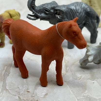 Vintage Collection Plastic Animal Toy Figurines TE5