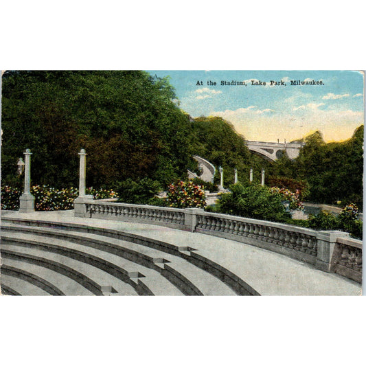 At The Stadium, Lake Park Milwaukee 1916 Wisconsin Original Postcard TJ9-P3