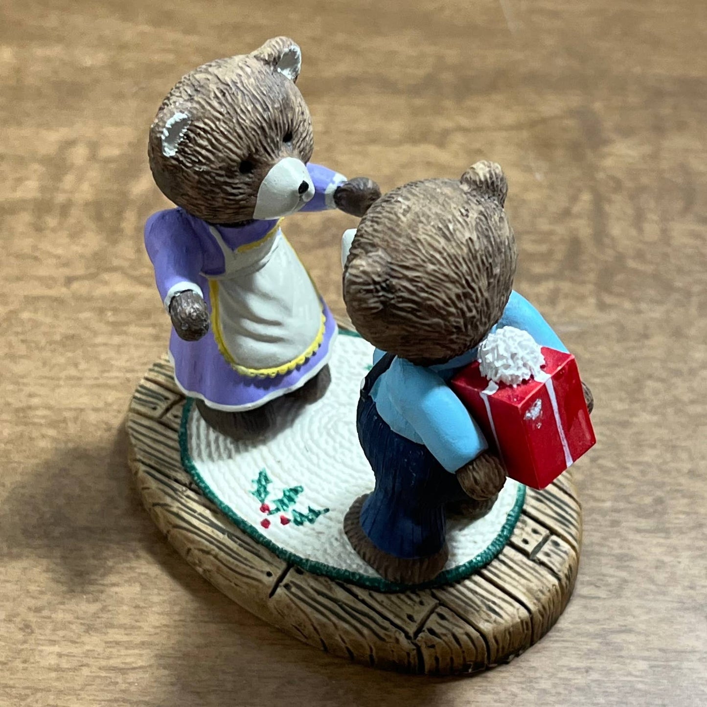 1988 Hallmark Tender Touches Christmas is for Sharing Bears Figurine FA6