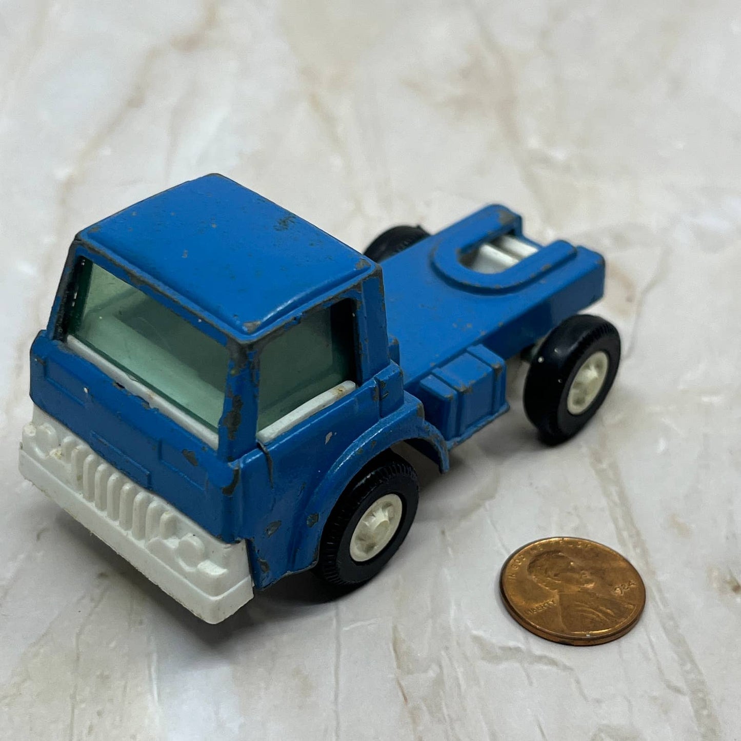 TootsieToy Semi Truck Cab Hauler Truck 1970 Blue Made USA TC5-S1