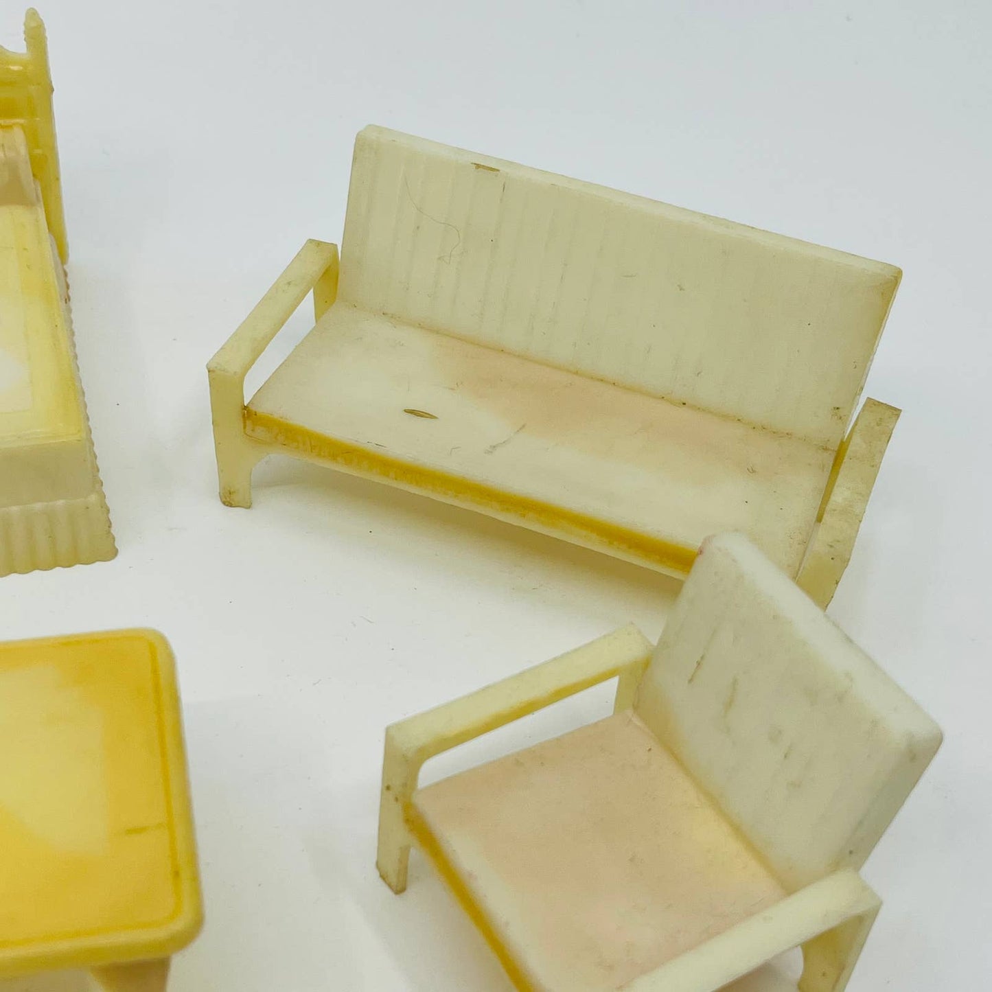 1950s MCM Dollhouse Furniture Celluloid Set Beds Chairs Table Couch Sofa 8pc TD9