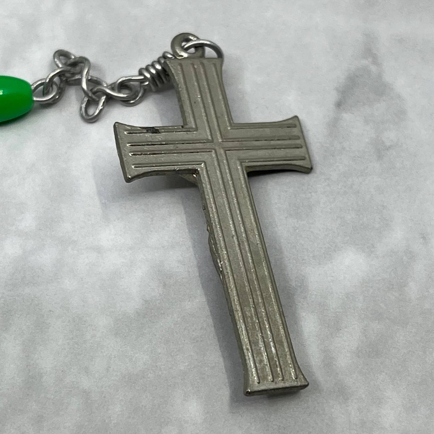 Vintage Rosary With Green Oval Beads Crucifix Sacred Heart Catholic SE8