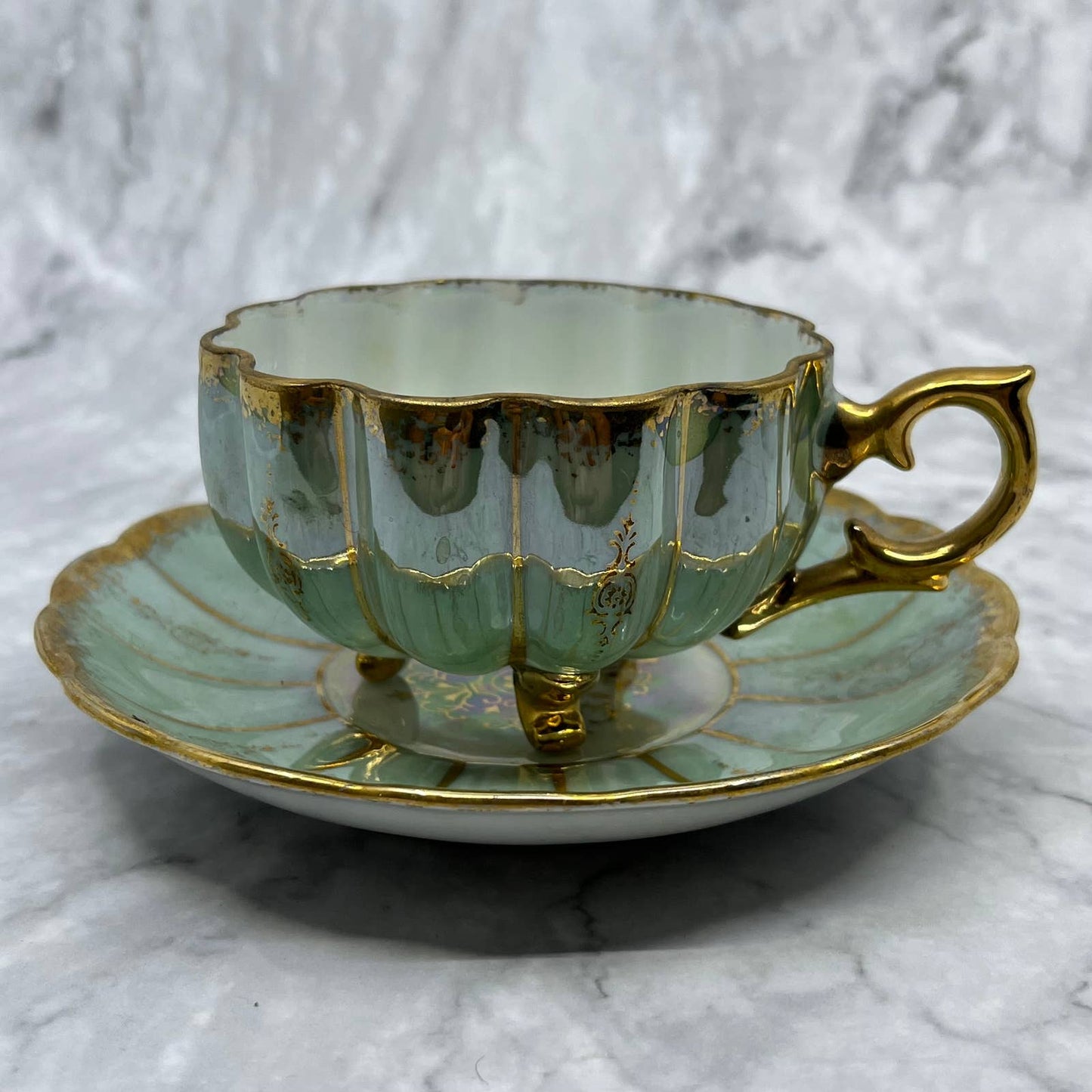 VINTAGE “Royal Sealy China, Japan”  Mint Green Lusterware Teacup & Saucer TD6