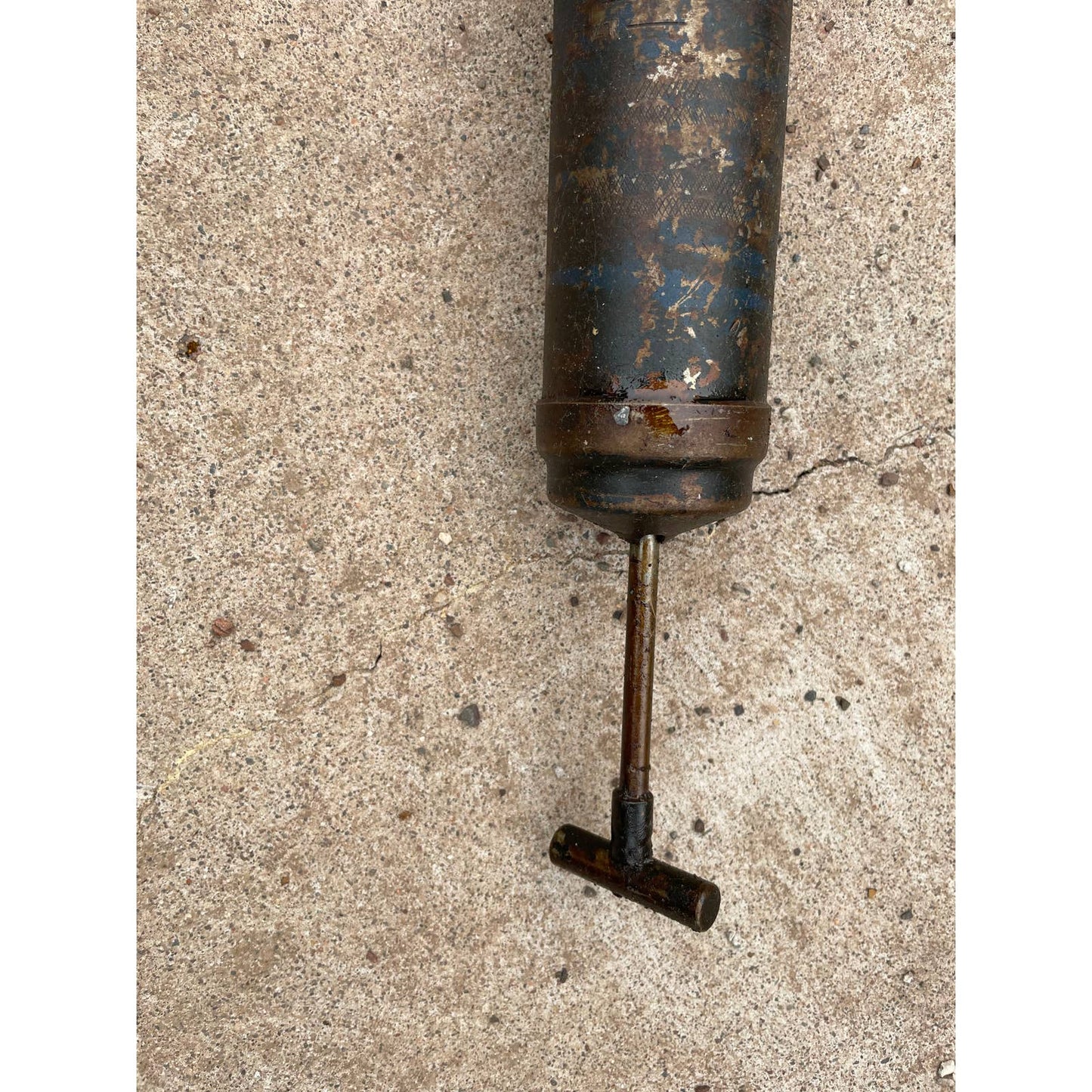 Vintage Lincoln 1169 Series D Grease Gun