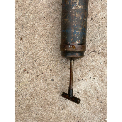 Vintage Lincoln 1169 Series D Grease Gun