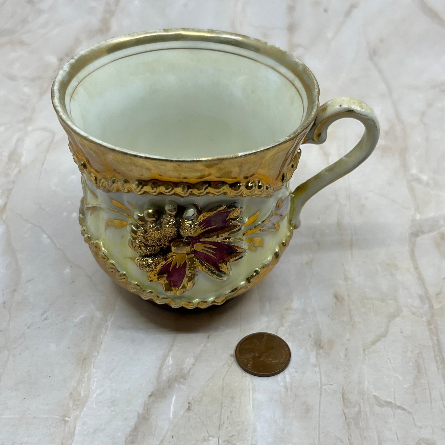 Gold Flower Maroon Floral Embossed Tea Coffee Cup Germany TE5