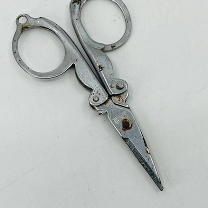 VINTAGE COLLECTABLE 4" FOLDING SCISSORS JAPAN SB1