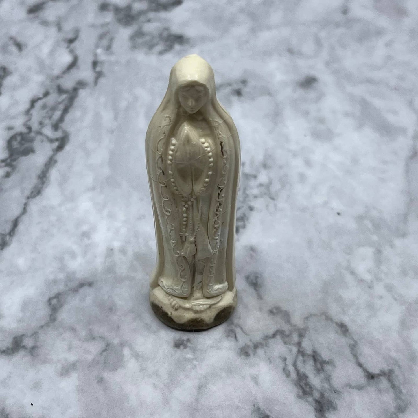 1960s Our Lady of Lourdes Virgin Mary Statue Catholic Figurine plastic 2.75” SE9