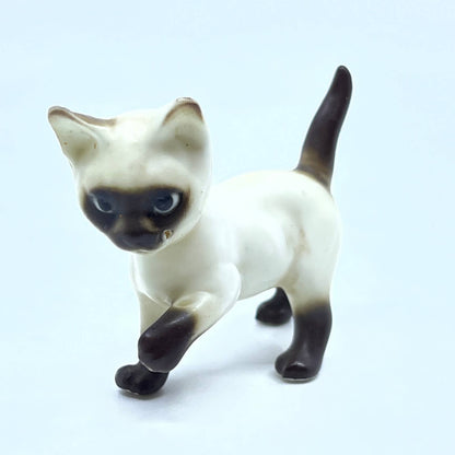 Vintage Miniature Porcelain Siamese Cat/Kitten Hand Painted Figurine SD7