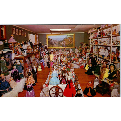 Mary Trimble Doll Collection Branson Missouri Original Postcard PB8