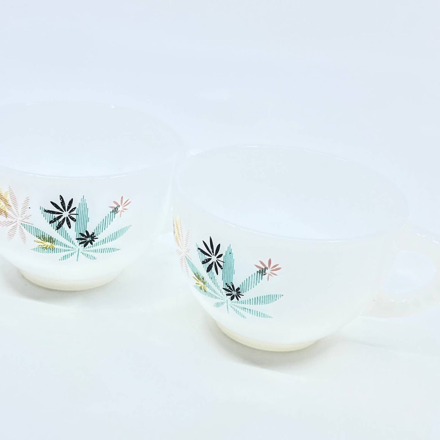 VTG Federal Glass Atomic Flower Set of 2 Milk Glass Tea Cups for Snack Set TG5