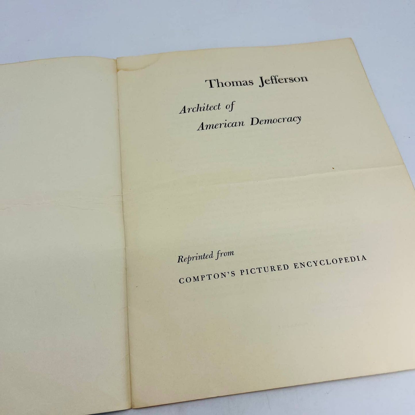 1954 Thomas Jefferson Architect of Democracy Booklet TB8