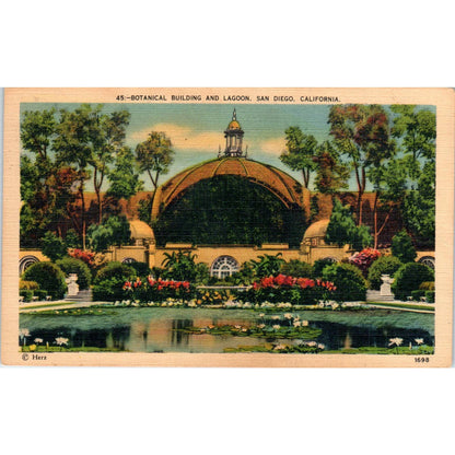 Botanical Building and Lagoon San Diego California Original Postcard TK1-P1