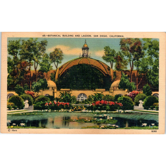 Botanical Building and Lagoon San Diego California Original Postcard P3-3