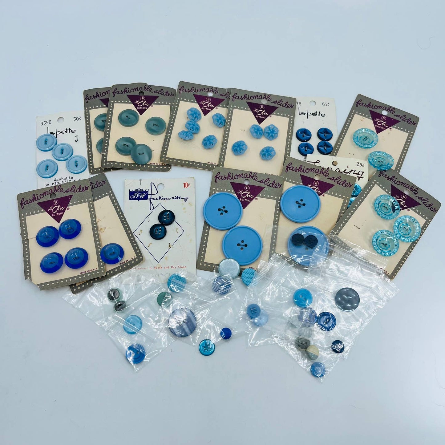 HUGE Lot of Vintage Blue Buttons TA6