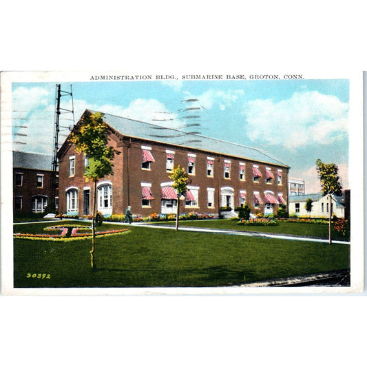 Administration Building Submarine Base Groton CT Original Postcard TJ9-P2